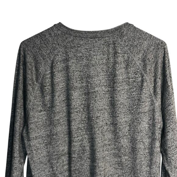 GAP Men’s Heather Gray Long Sleeve Henley Shirt Size M Cotton Blend Textured - Picture 4 of 7
